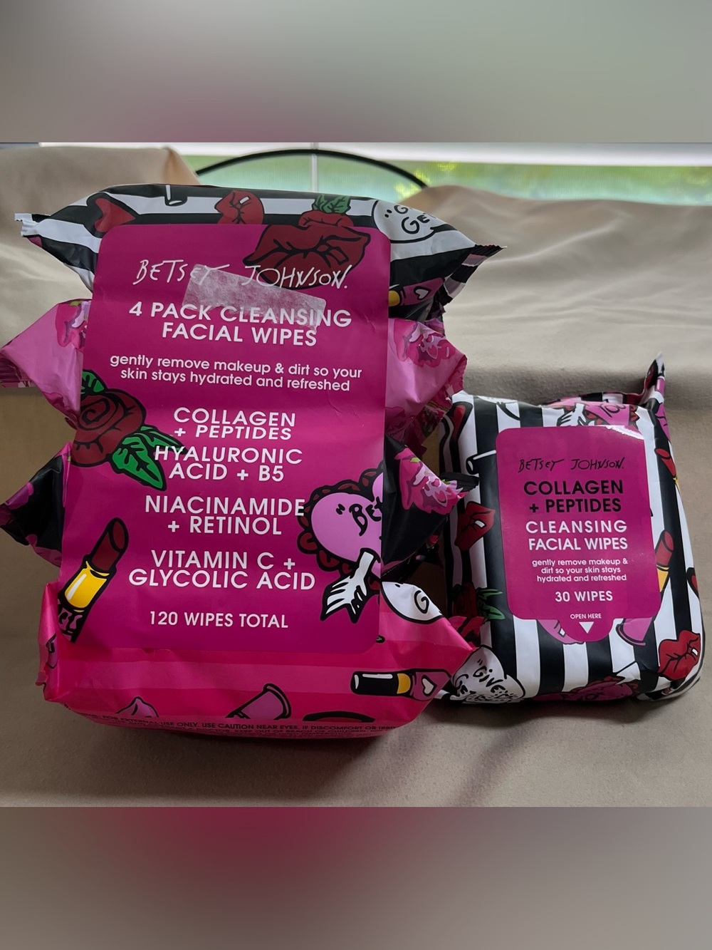 Betsey Johnson Collagen + Peptides Cleansing Facial Wipes - 5 Packs = 150